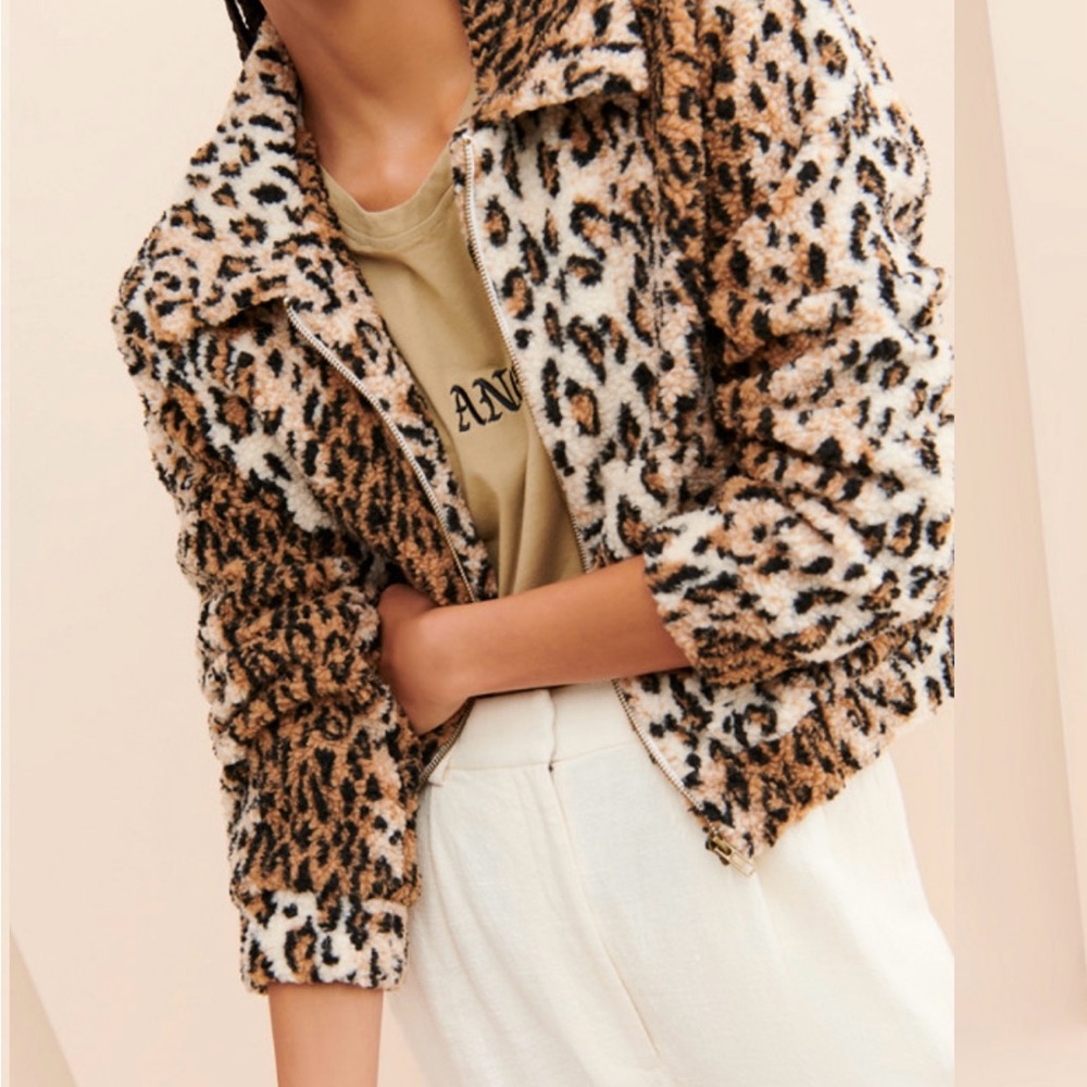 4SI3NNA Animal Print Bomber Jacket